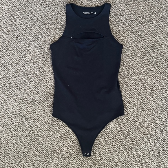 Abercrombie & Fitch Tops - Abercrombie bodysuit